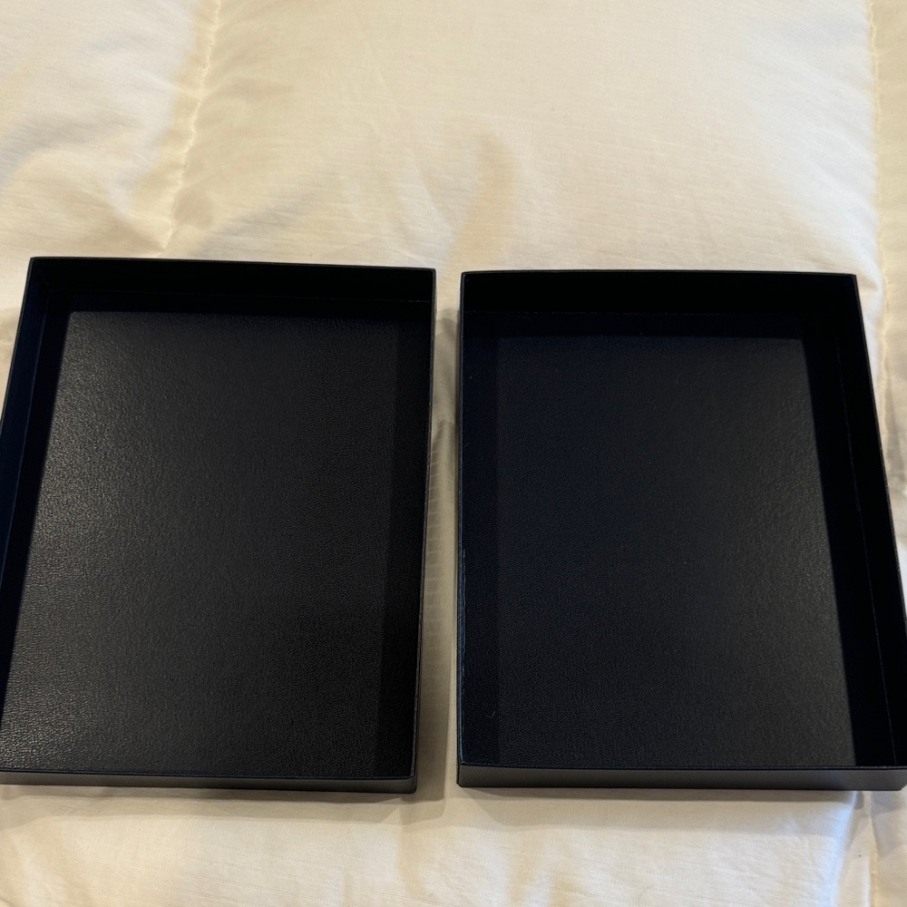 Harry Winston Box - Picture 2 of 2